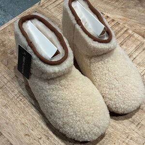 EMU Platinum Stinger Micro Teddy Natural